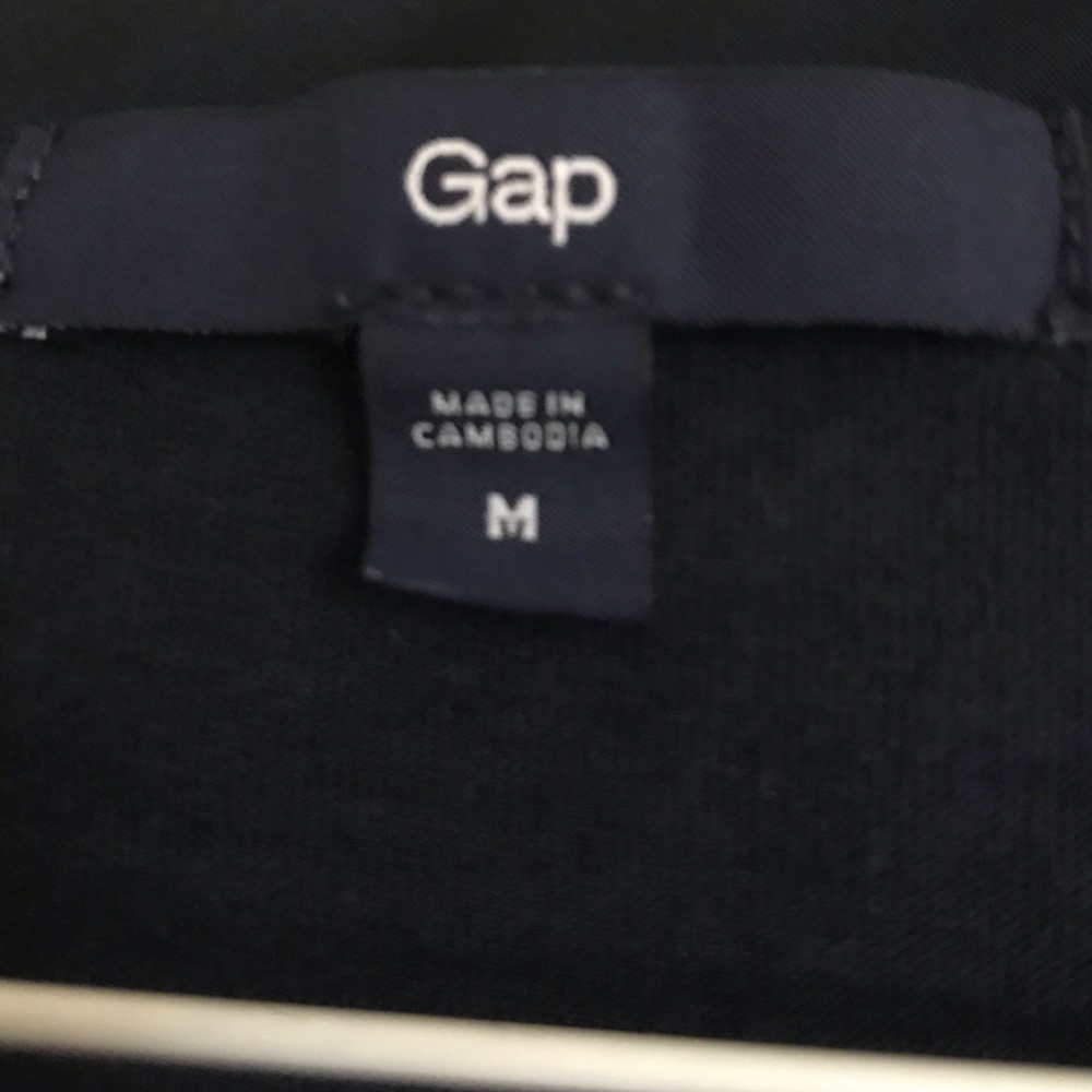 Gap top - Picture 3 of 3